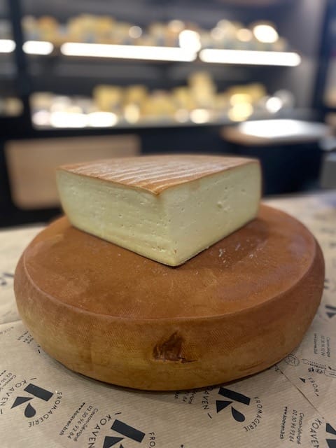 Raclette cendrée de Morteau